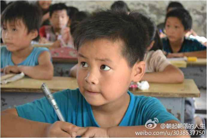 7��2�գ����l(xi��ng)�W(xu��)Ժ ����Ը���x��(w��)֧�̷���(w��)�F(tu��n)�������l(xi��ng)�з���h��(y��ng)�e�(zh��n)�����fС�W(xu��)�M(j��n)��֧�̻��(d��ng)���D�����꼉(j��)�W(xu��)�����������n�����J(r��n)�� �v���(du��)�T�f�����ܵ����ӂ���(du��)֪�R(sh��)���J(r��n)���c���󣬏��峺���p������¶������