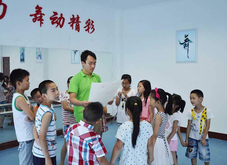 ־Ը�ߞ麢�ӂ��������o��(d��o)�����ں��ӂ�?n��i)��H������С�[�T���c���غ��ӽ�����(du��)����