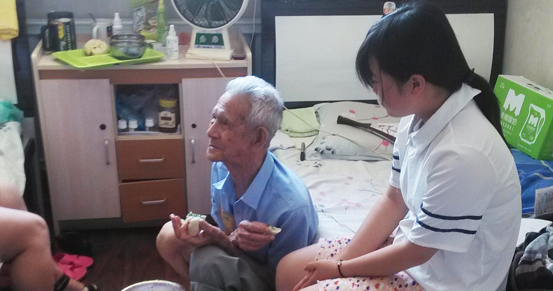 ʯ���Ӵ�W(xu��)�����L����(zh��n)�ϱ����`�أ�ʯ�����������е�