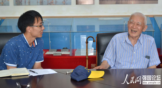 ���ϴ�W(xu��)�W(xu��)���c����(zh��n)�ϱ��_�_(k��i)�F���ң���