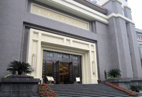 ��ǰ��������W(w��ng)ӛ�ߺ͏�(qi��ng)��(gu��)Փ���W(w��ng)�ѽM�ɵġ����Қvʷӛ�����ѿ���(zh��n)Ӣ�ҡ����(d��ng)���ؑcվ��С���(du��)����(l��i)���Ї�(gu��)�����h�ɚvʷ����^���^��