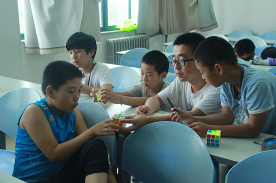 �Ї�ʯ�ʹ�W(xu��)���A�|������֮�������̈F(tu��n)��ɽ�|ʡ�S�u��(j��ng)��(j��)�_�l(f��)�^(q��)ᘌ�����(w��)���ˆT��Ů�����؃�ͯ�_չ�����ӣ����H�_�O(sh��)�Z��(sh��)���n�̽̌W(xu��)��߀�_չҕ�l�̌W(xu��)��ħ�g(sh��)��ħ�����L�����dȤ��n���� (2)