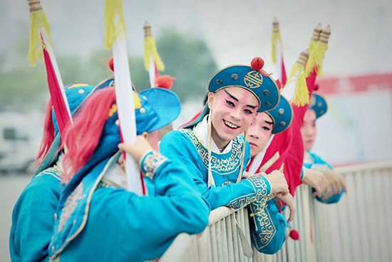 �F(xi��n)���݆T��   ���� �z