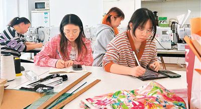 縫紉在年輕人中重新流行